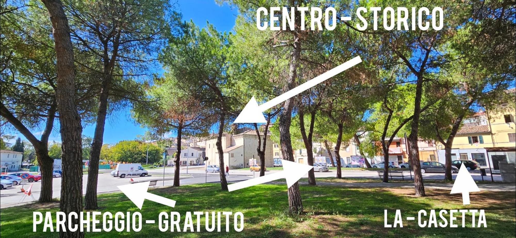 לסי La Casetta Bilocale Centrale Con Terrazza Parkfree Wifi Minipc Ps4 Ac מראה חיצוני תמונה